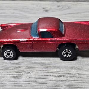 1981 Hot Wheels Black Wall '57 T Bird Maroon Red Flake Paint Malaysia